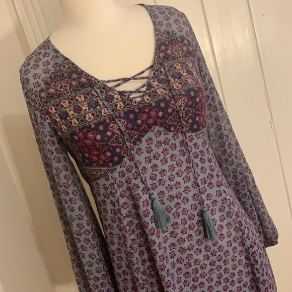 Long Sleeve Boho Dress - Picture 2 of 6